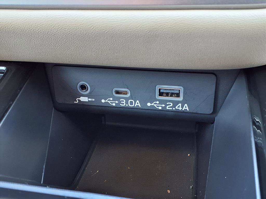 Used 2024 Subaru Legacy Limited AWD/4WD image 8