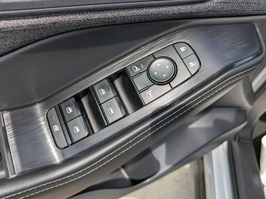 Used 2021 Nissan Rogue SV FWD image 20