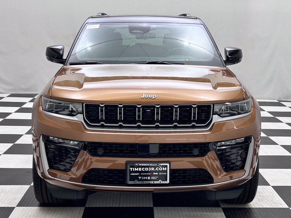 New 2027 Jeep Grand Cherokee Summit AWD/4WD image 3