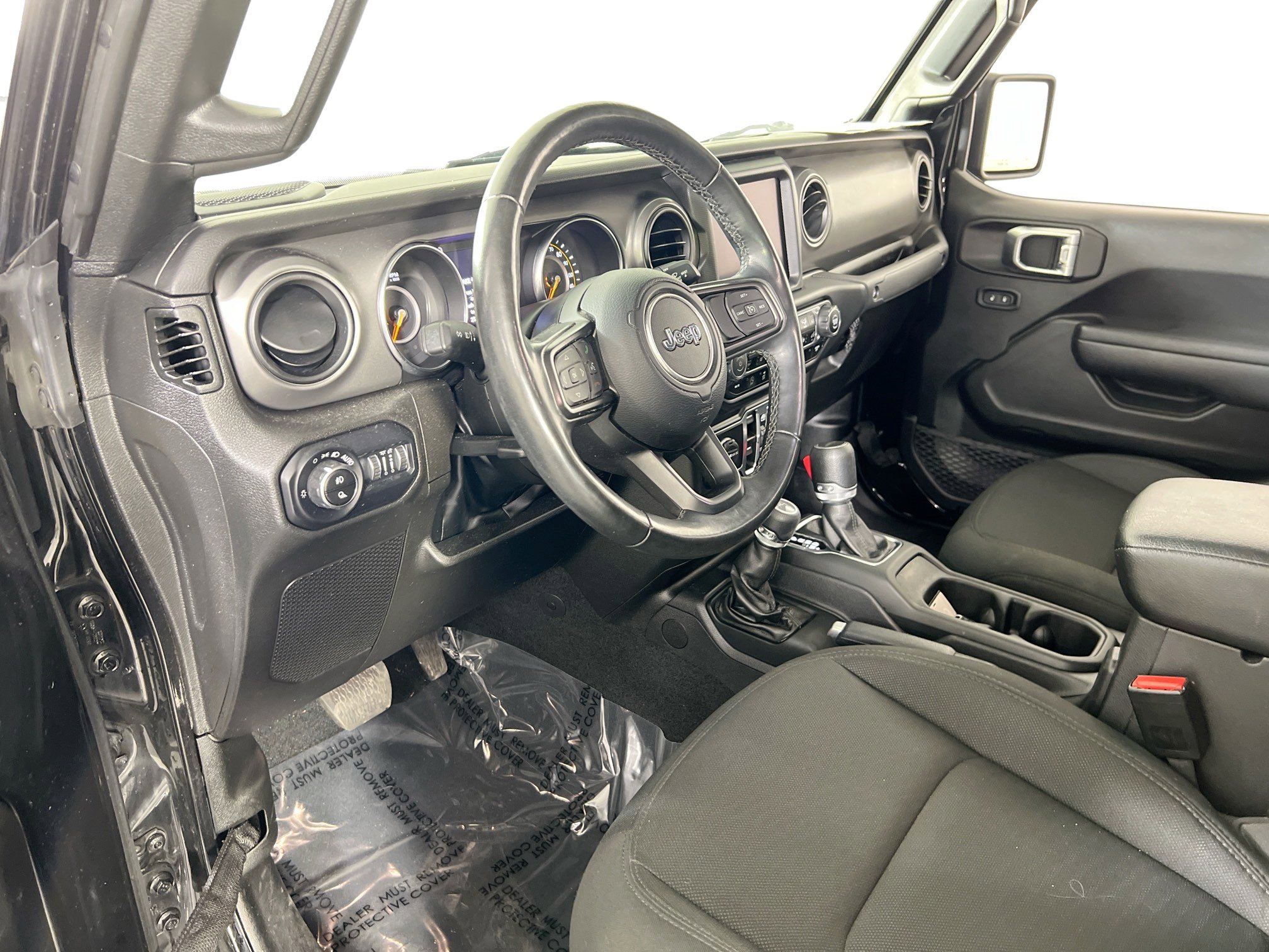 Used 2022 Jeep Gladiator Sport AWD/4WD image 9