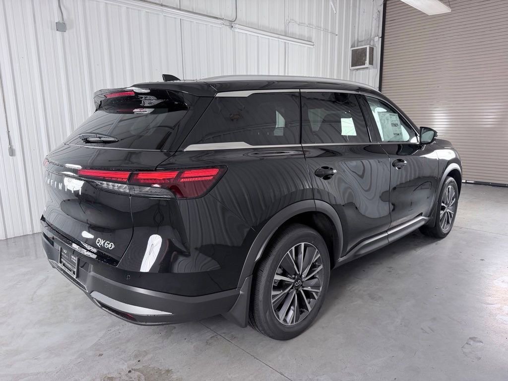 Certified 2027 INFINITI QX60 Luxe w/ Cargo Package FWD image 6