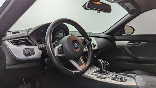 Used 2014 BMW Z4 sDrive35i image 18