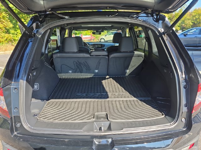 Used 2024 Honda Passport Black Edition image 23