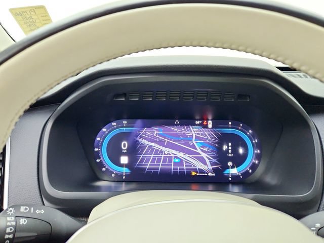 Certified 2024 Volvo XC90 B6 Plus w/ Protection Package Premier AWD/4WD image 24