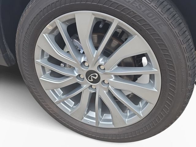 Used 2024 INFINITI QX50 Luxe AWD/4WD image 9