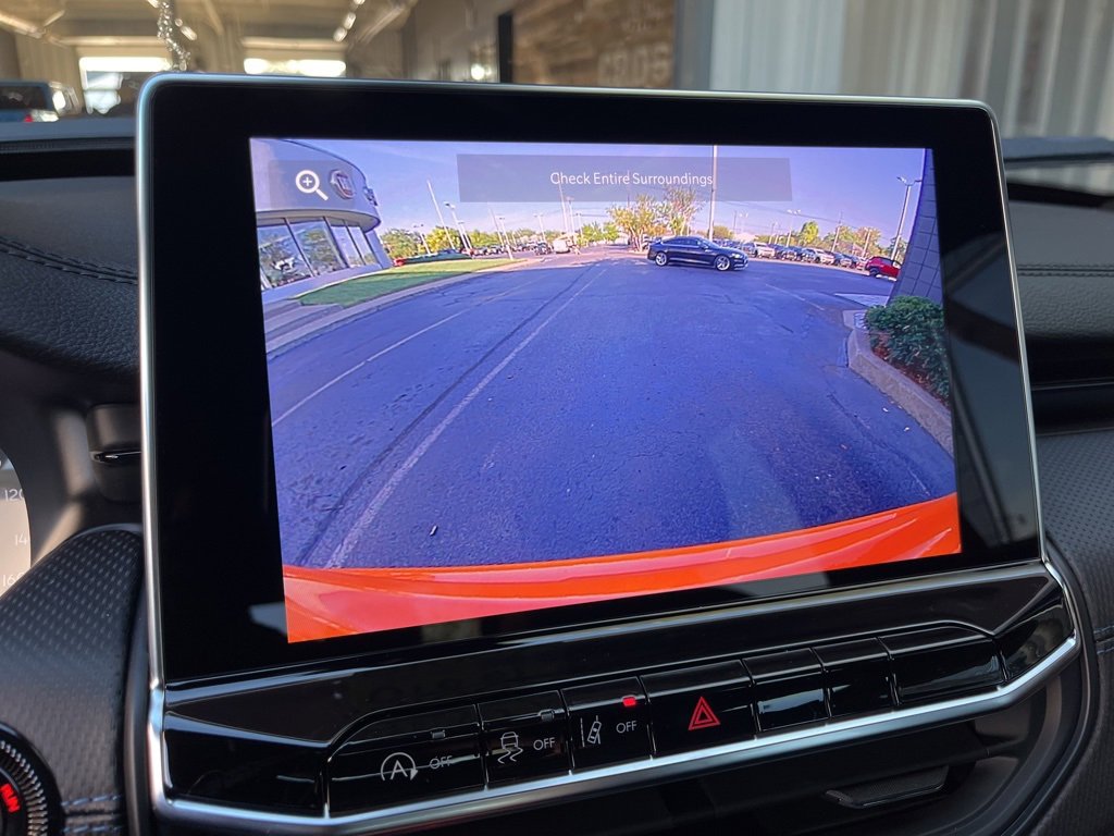 New 2026 Jeep Compass Latitude image 32