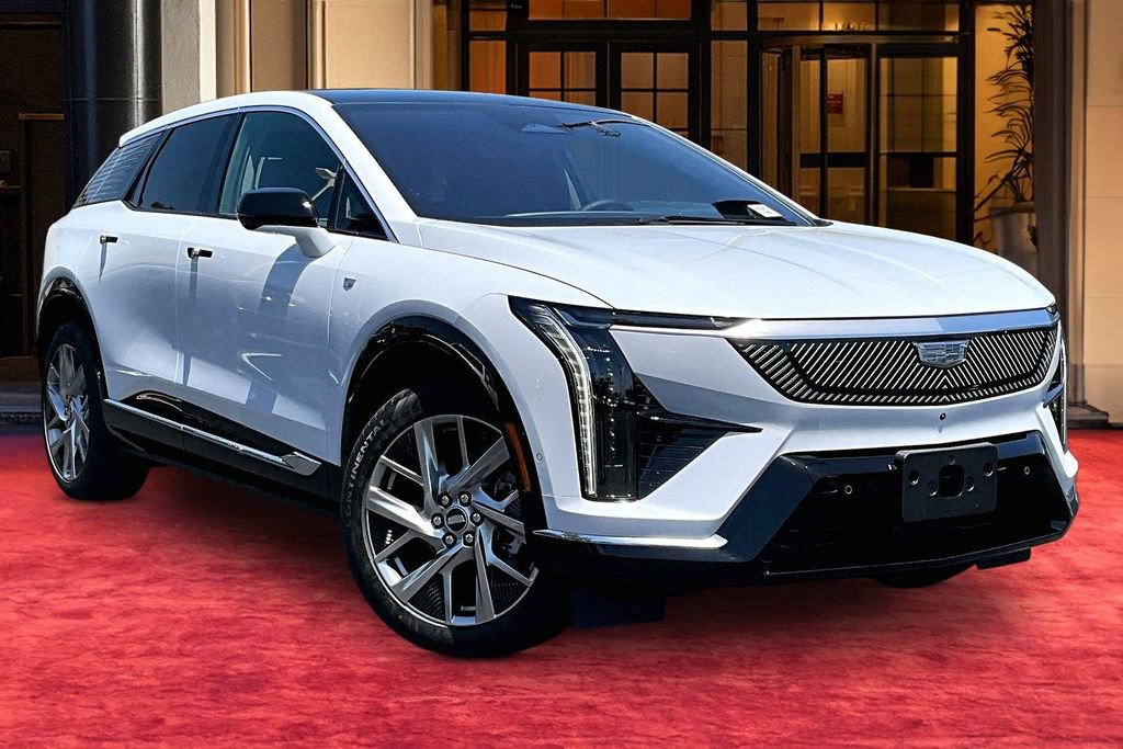 New 2026 Cadillac Optiq Luxury 1 RWD image 2