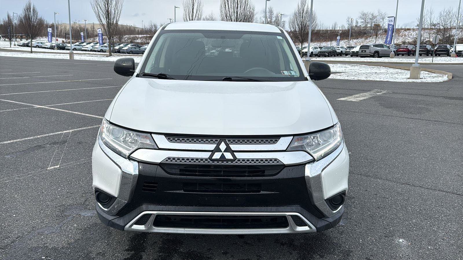 Used 2019 Mitsubishi Outlander ES image 16