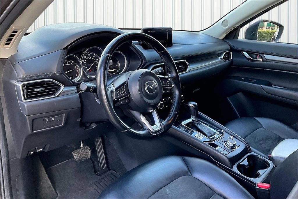 Used 2018 MAZDA CX-5 Touring image 4