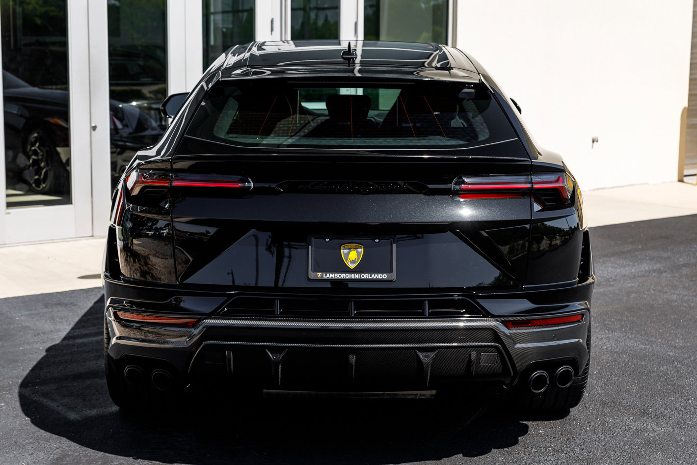 Used 2024 Lamborghini Urus Performante AWD/4WD image 14