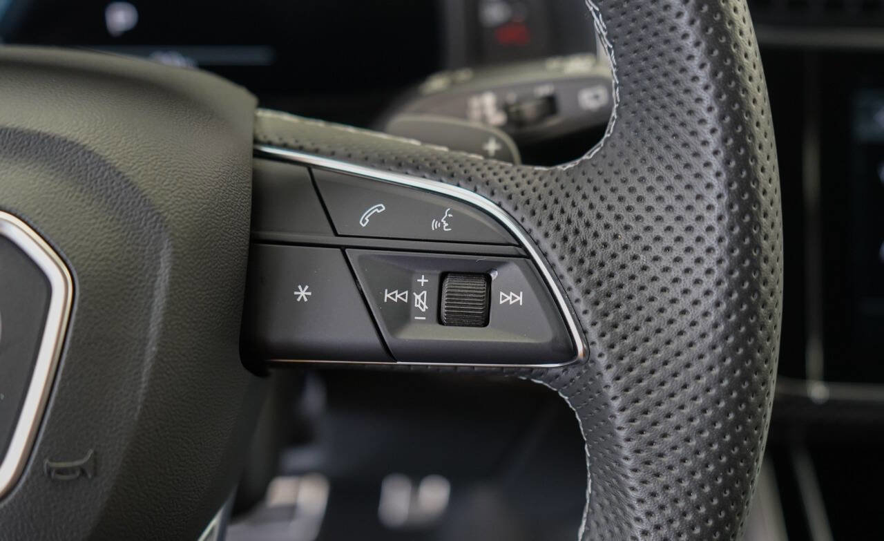 Used 2023 Audi SQ8 Premium Plus image 50