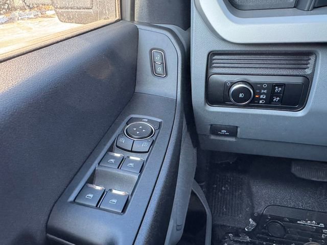 New 2026 Ford F550 4x4 Supercab Super Duty image 21