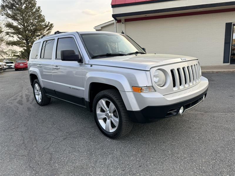 Used 2012 Jeep Patriot Limited w/ Sun/Sound Group image 3