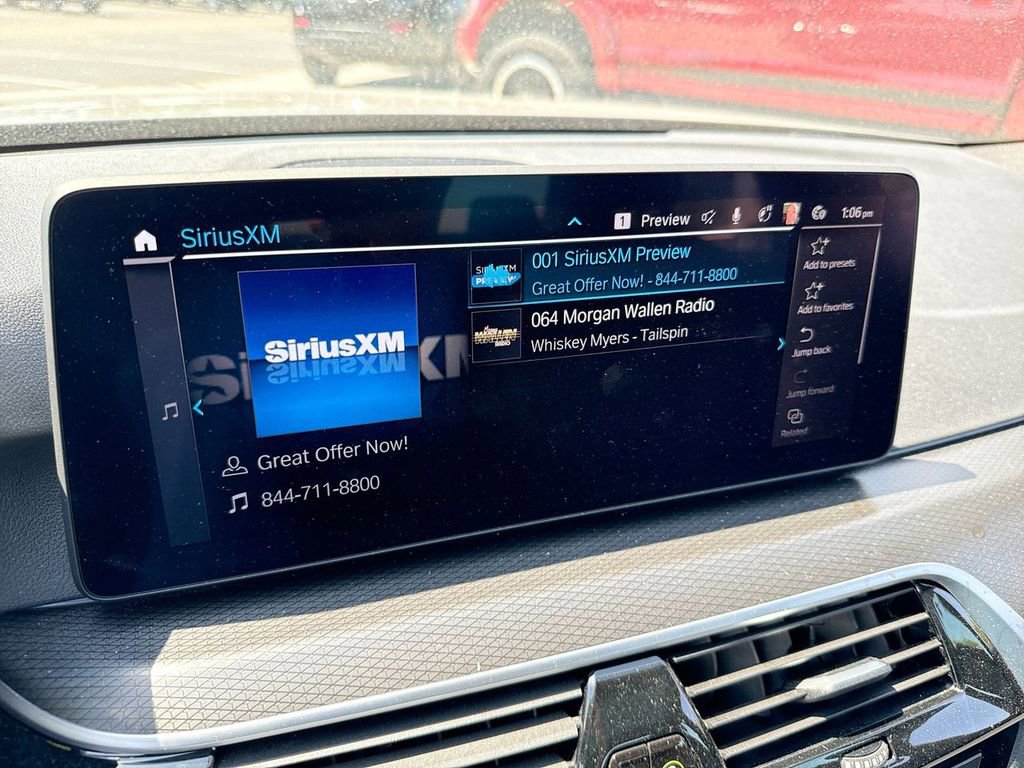 Used 2022 BMW 530e xDrive w/ Premium Package AWD/4WD image 16