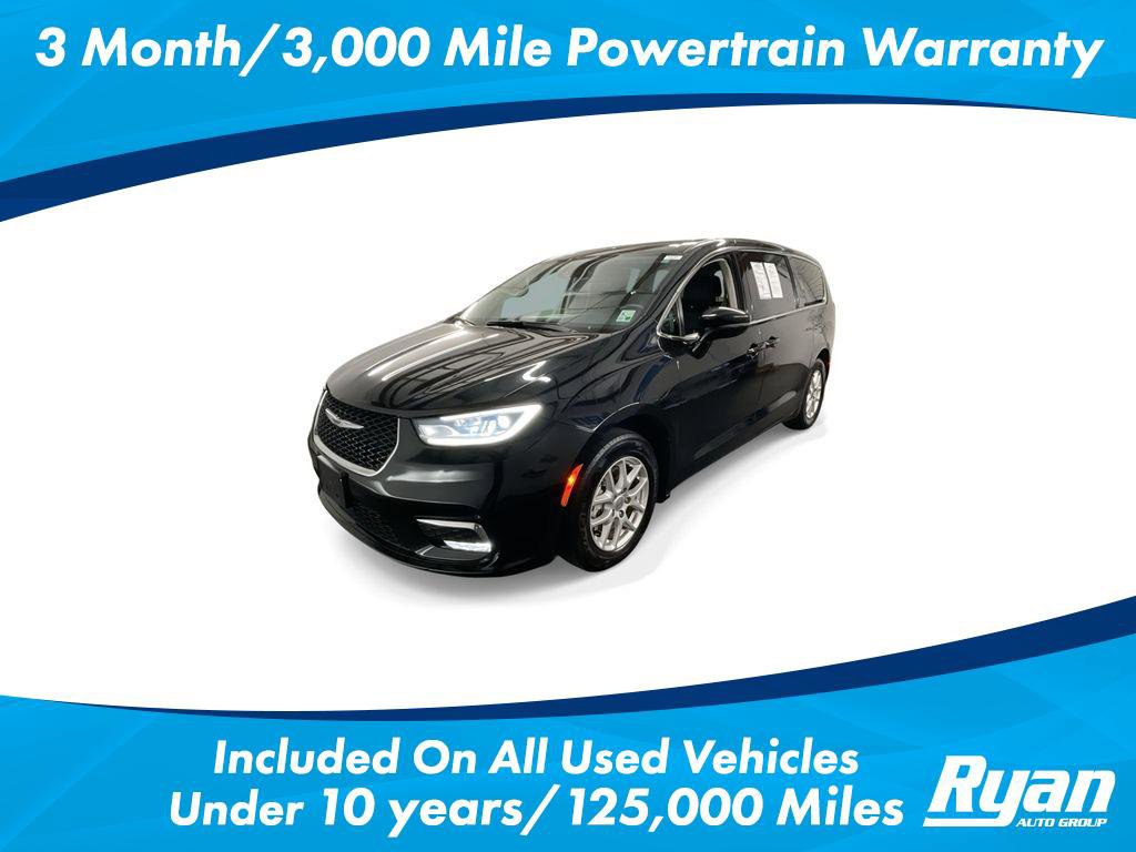 Used 2024 Chrysler Pacifica Touring-L