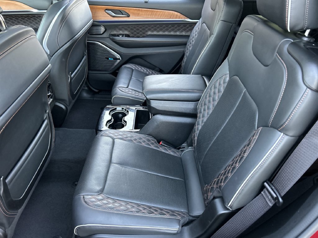Used 2022 Jeep Grand Cherokee L Summit AWD/4WD image 26