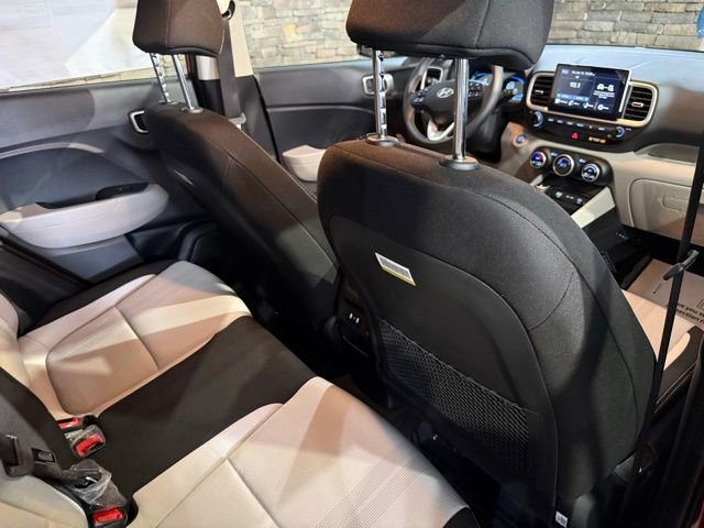 New 2026 Hyundai Venue SEL FWD image 33