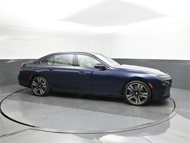 New 2025 BMW 760i xDrive w/ Executive Package image 17