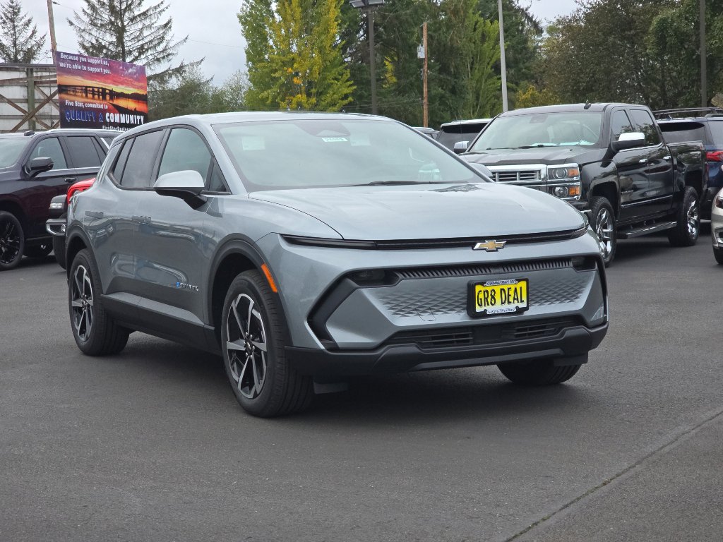 New 2026 Chevrolet Equinox EV LT image 2