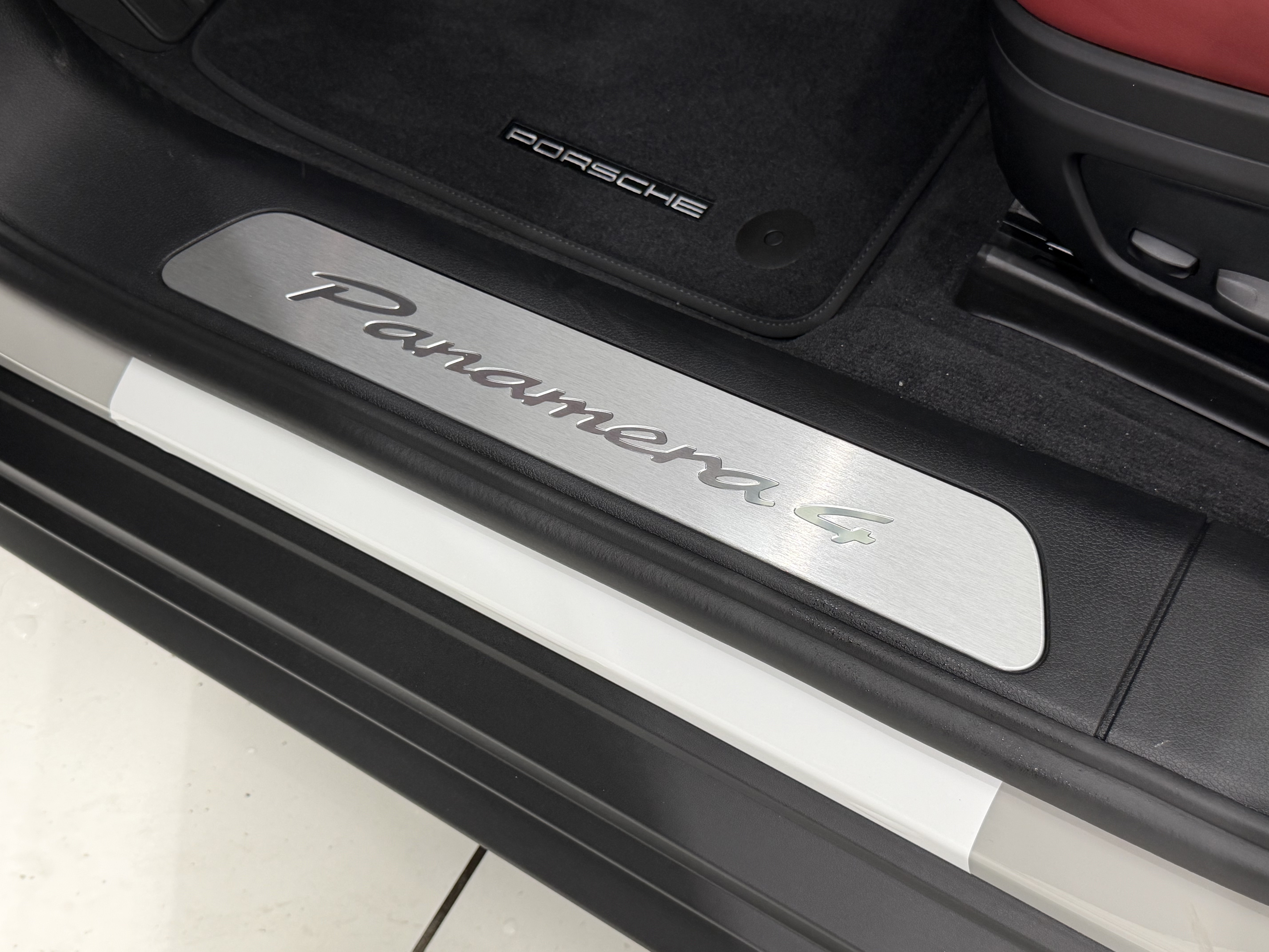 New 2026 Porsche Panamera 4 AWD/4WD image 31