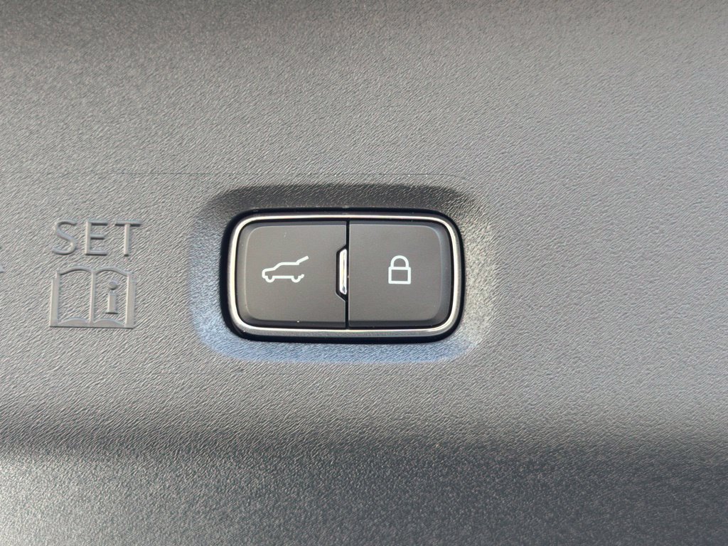 New 2027 Ford Expedition Active RWD image 17