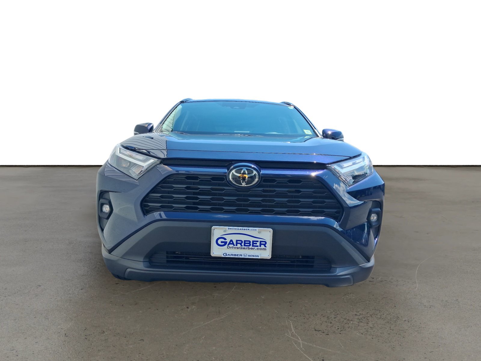 Used 2023 Toyota RAV4 XLE Premium AWD/4WD image 6