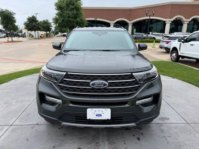 Certified 2022 Ford Explorer XLT w/ Equipment Group 202A RWD image 2