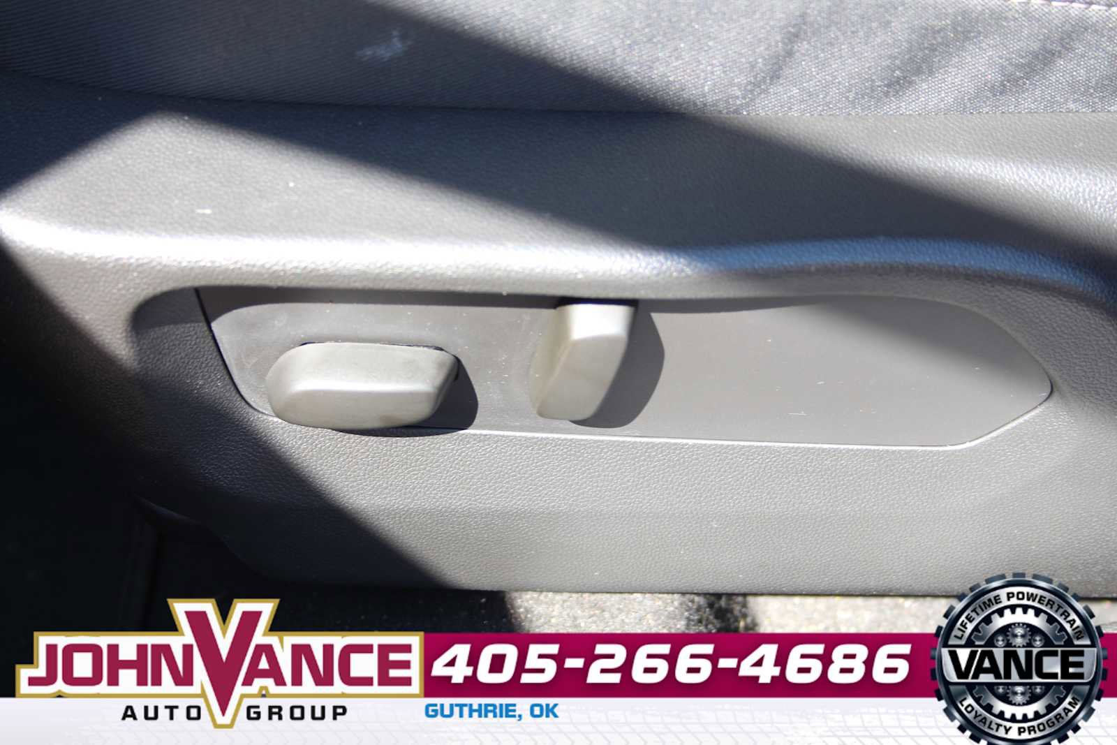 Used 2023 Buick Envision Preferred w/ Sport Touring Package AWD/4WD image 27