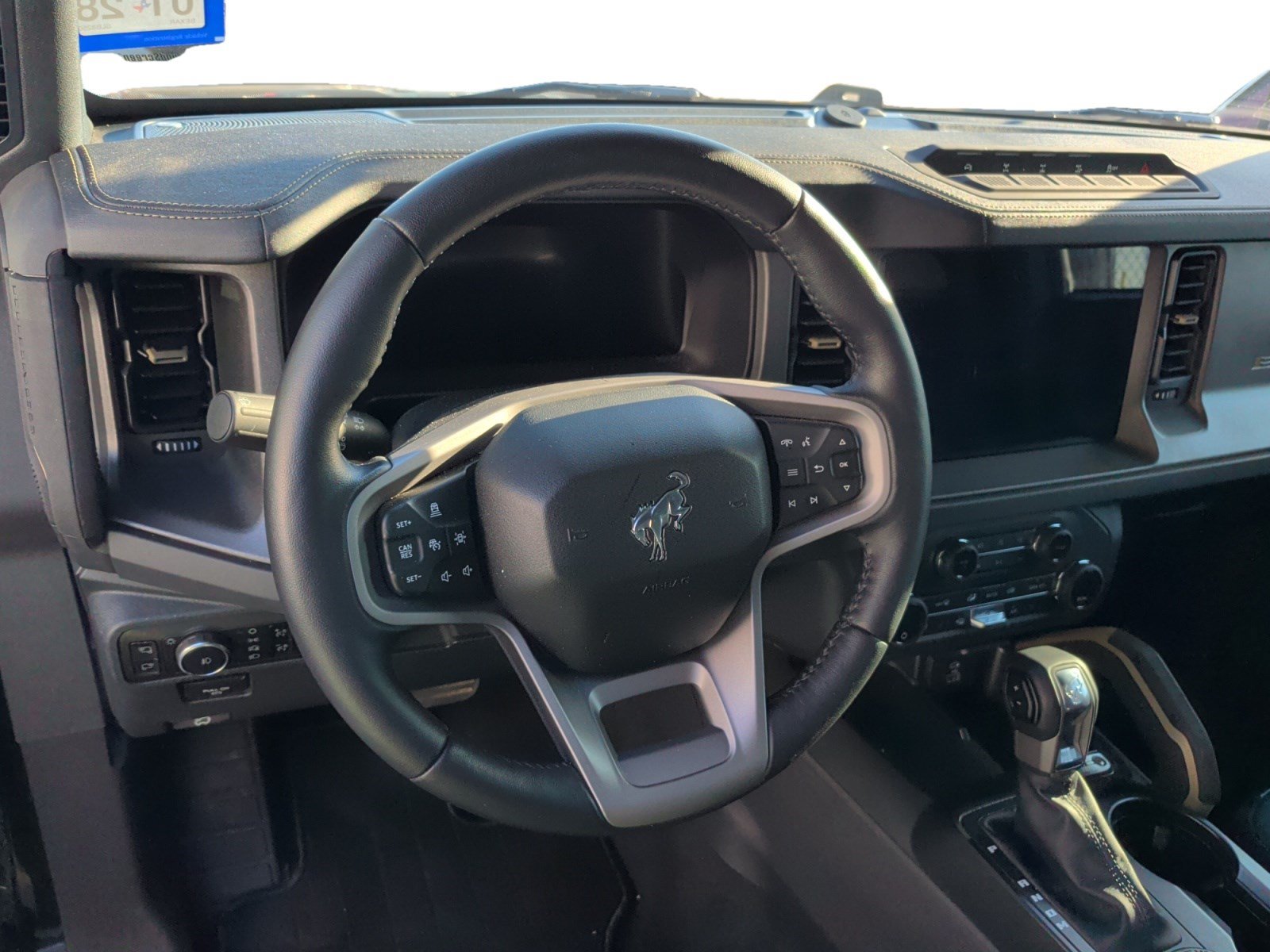 Certified 2025 Ford Bronco Badlands AWD/4WD image 8
