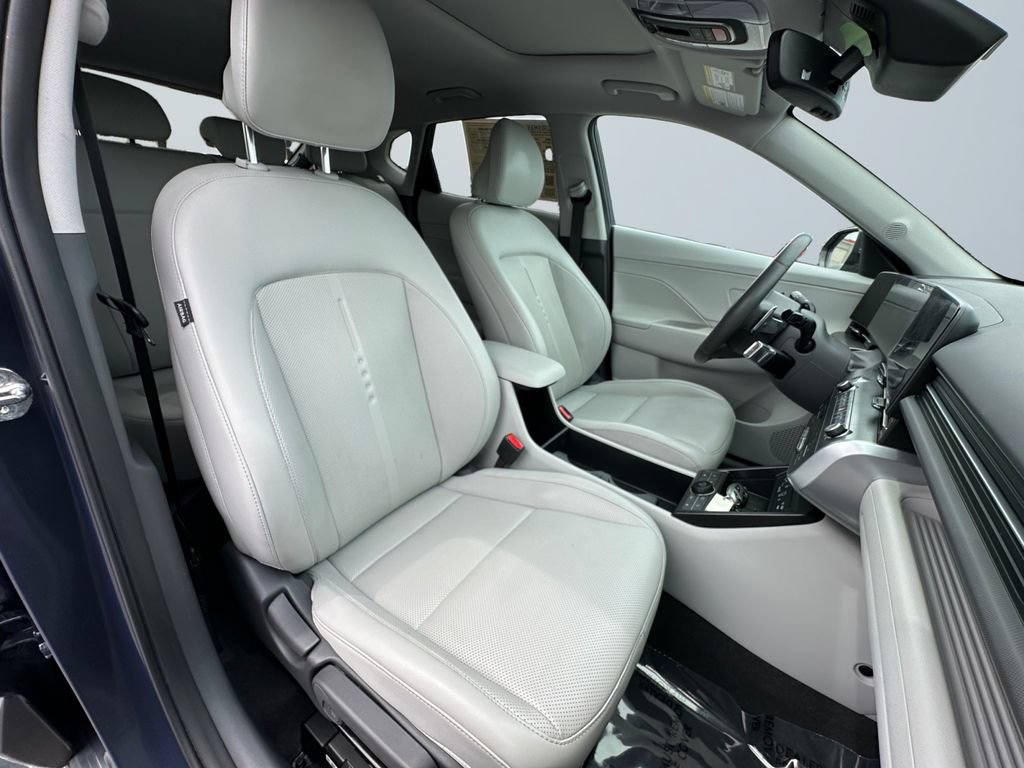 Used 2024 Hyundai Kona Limited AWD/4WD image 15