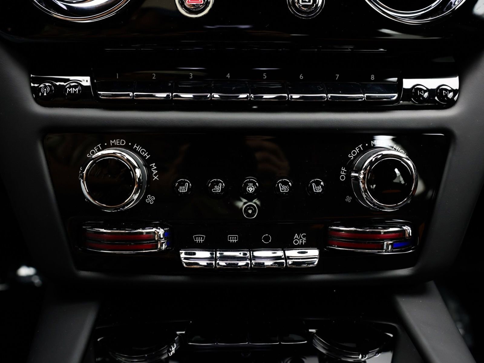 New 2027 Rolls-Royce Ghost AWD/4WD image 39
