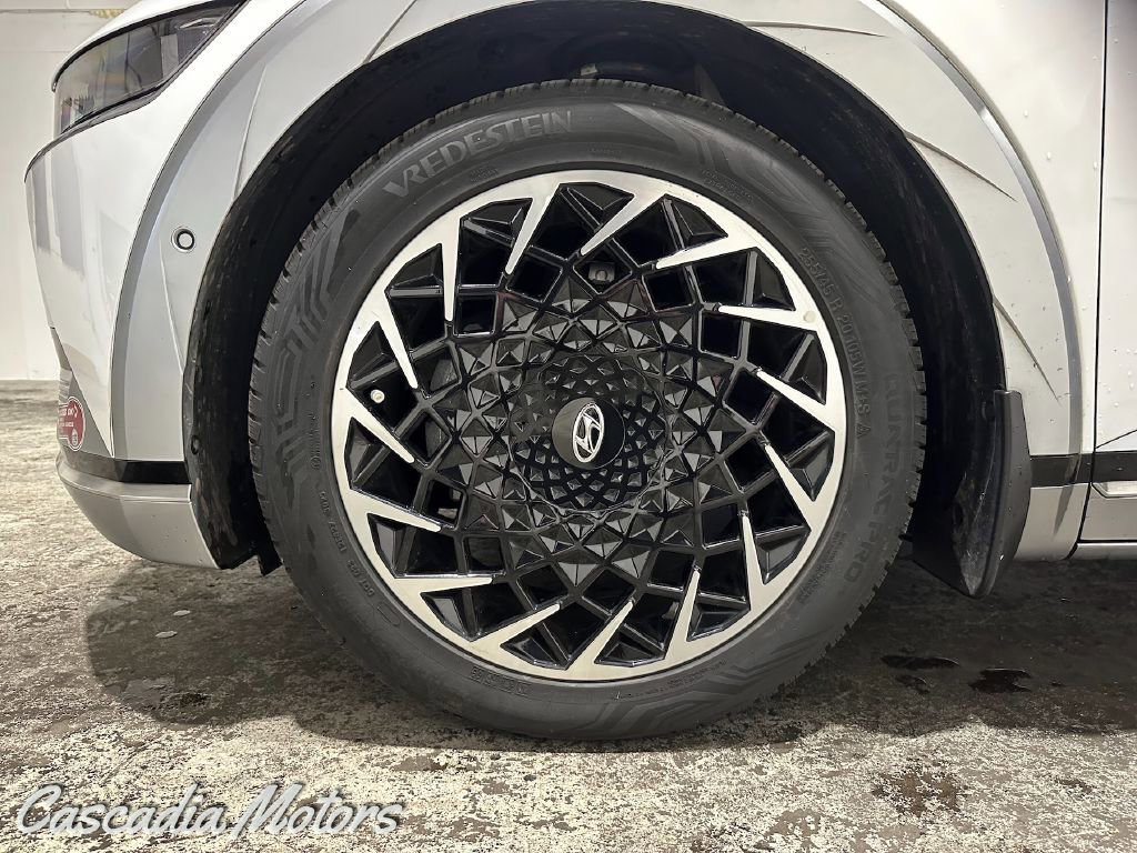 Used 2022 Hyundai Ioniq 5 Limited image 30