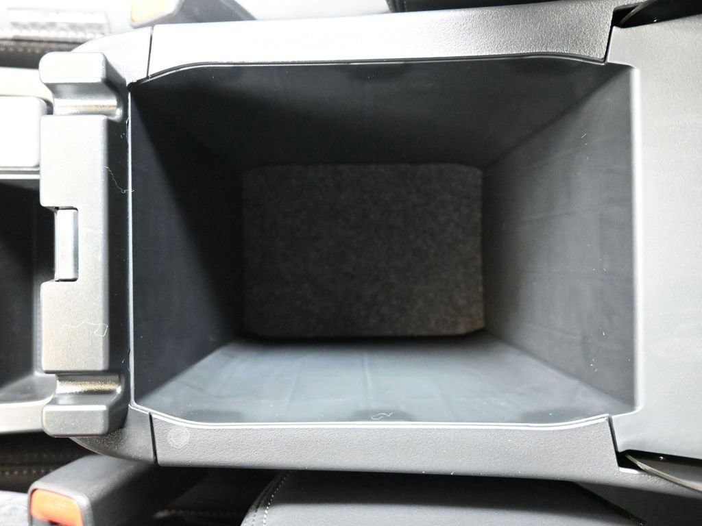 New 2026 Subaru Outback Touring XT image 37