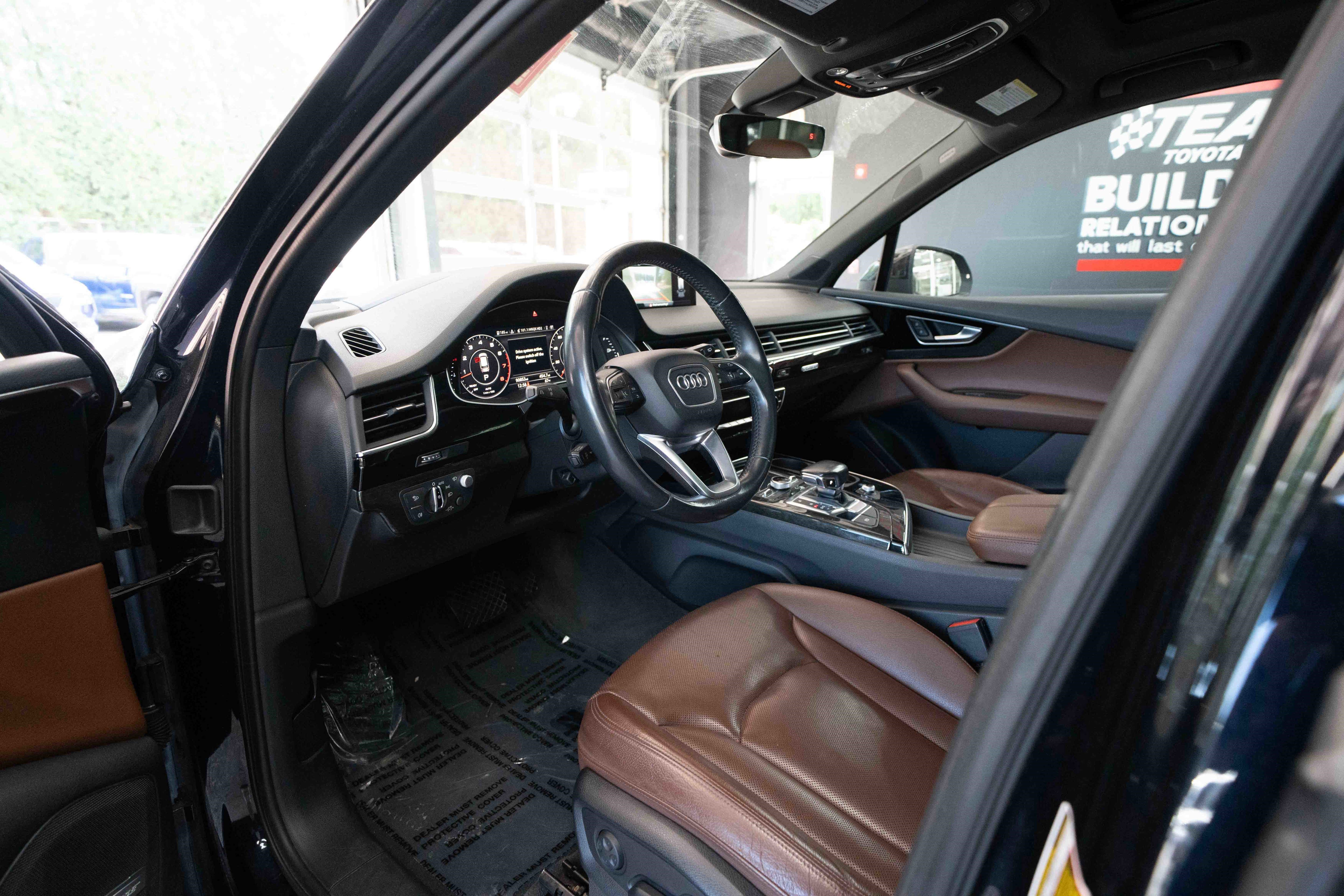 Used 2018 Audi Q7 3.0T Prestige AWD/4WD image 8
