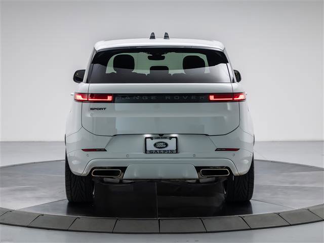 Used 2025 Land Rover Range Rover Sport Dynamic SE AWD/4WD image 4