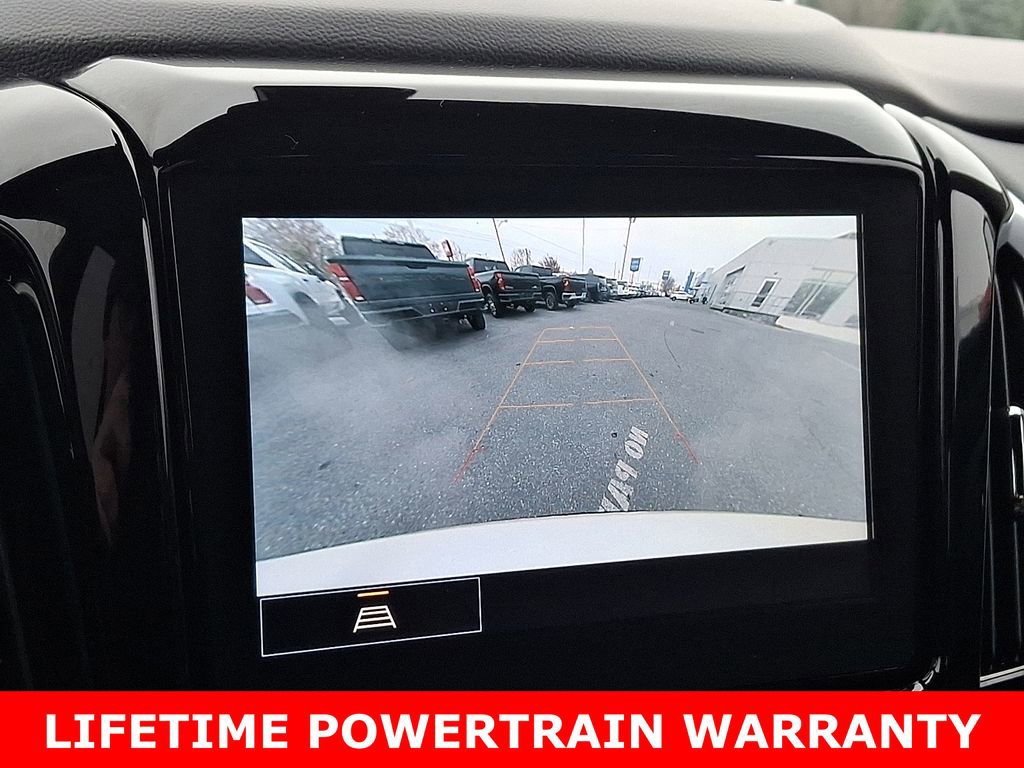 Used 2022 Chevrolet Traverse LT image 18