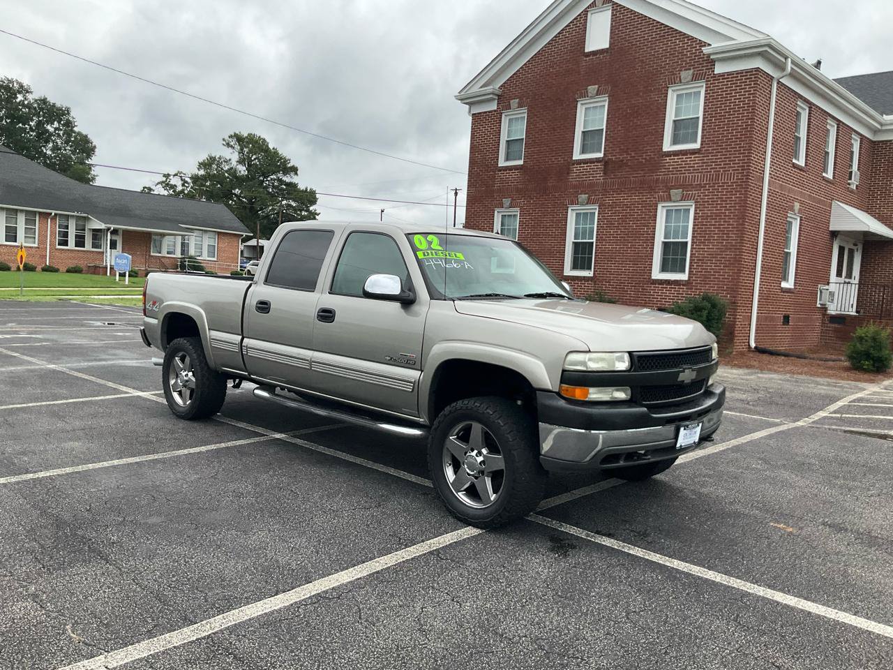 Used 2002 Chevrolet Silverado 2500 LT w/ Off-Road Skid Plate Pkg AWD/4WD image 2