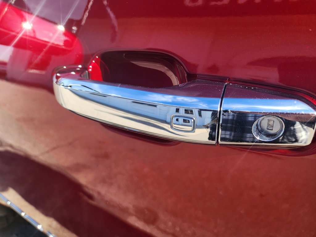 Used 2025 GMC Sierra 2500 SLT image 23