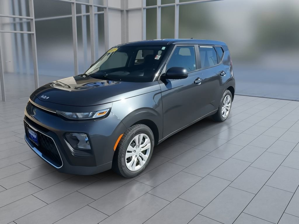 Used 2022 Kia Soul LX image 4
