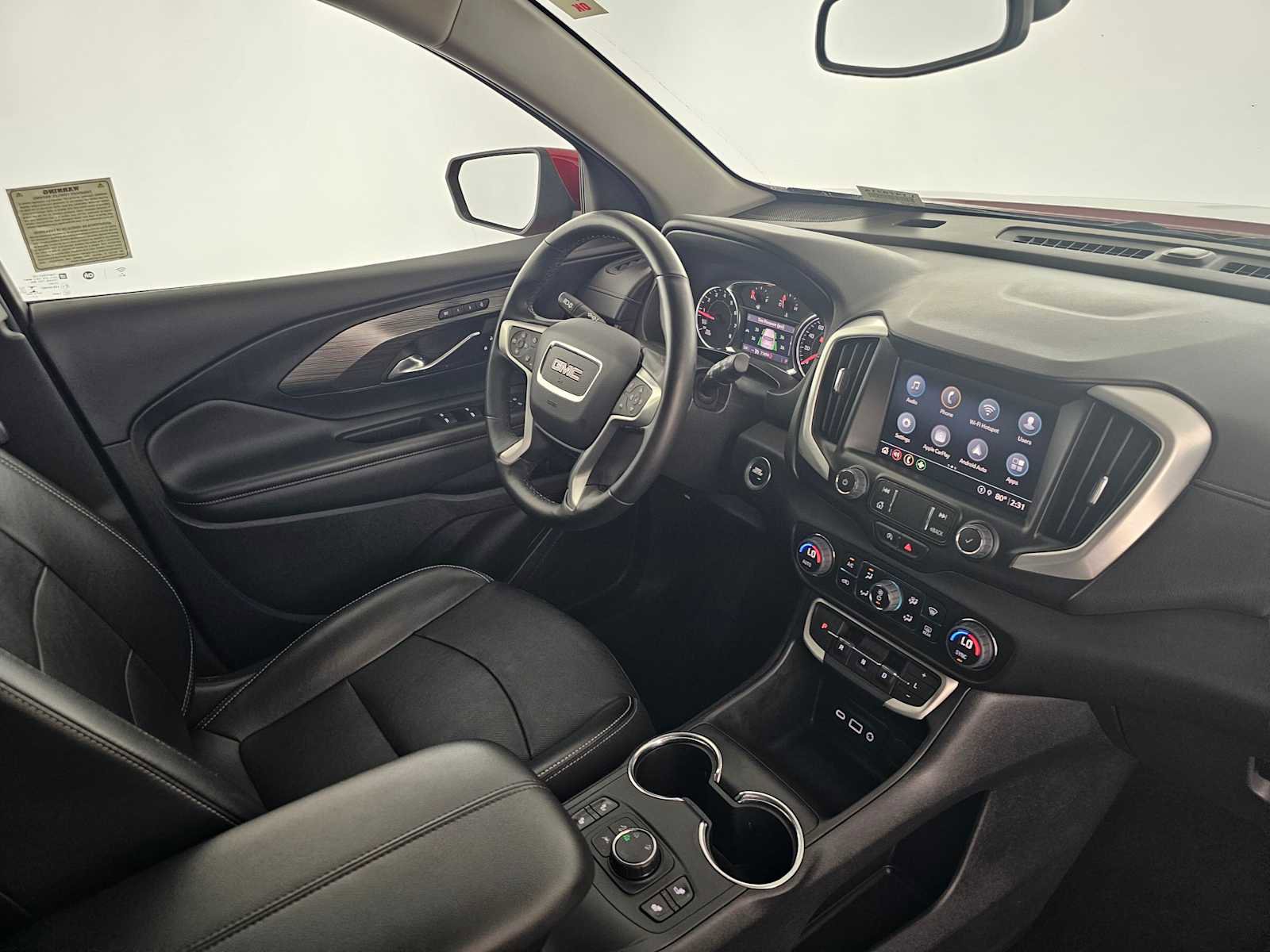 Used 2023 GMC Terrain SLT image 11