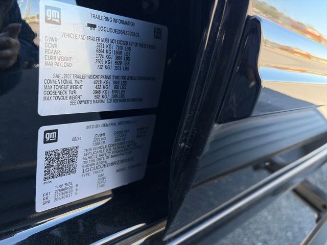 Used 2024 Chevrolet Silverado 1500 High Country w/ Midnight Edition image 34