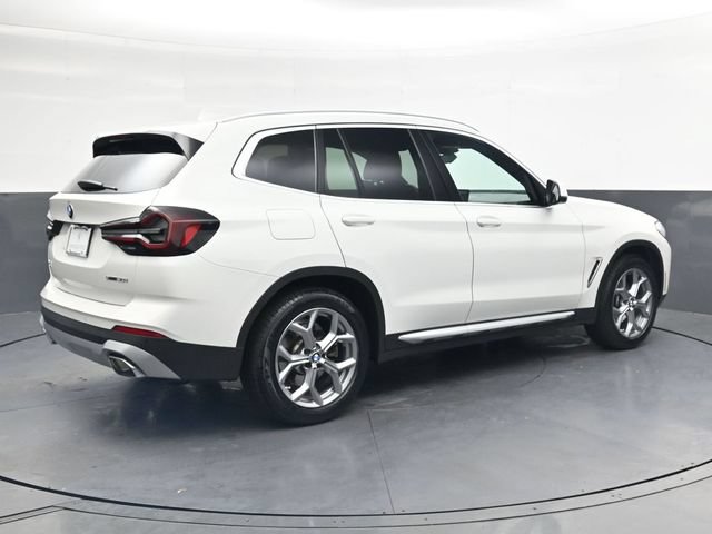 Used 2023 BMW X3 sDrive30i w/ Premium Package RWD image 4