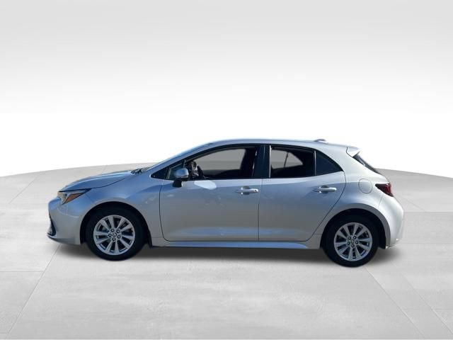 Used 2023 Toyota Corolla SE FWD image 3