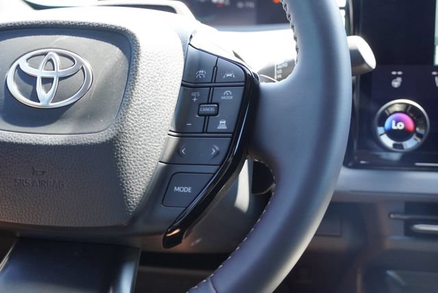 Used 2026 Toyota bZ FWD image 29