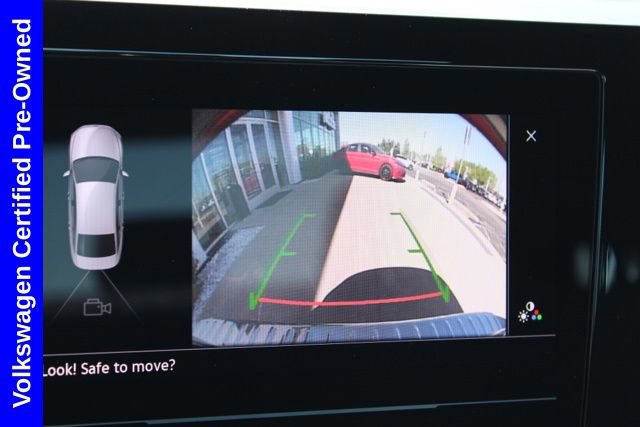 Used 2025 Volkswagen Jetta Sport image 32