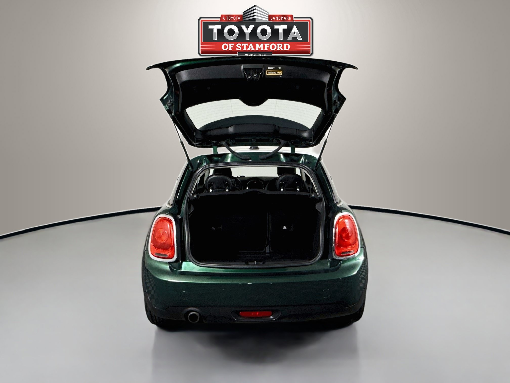 Used 2017 MINI Cooper 2-Door Hardtop FWD image 23