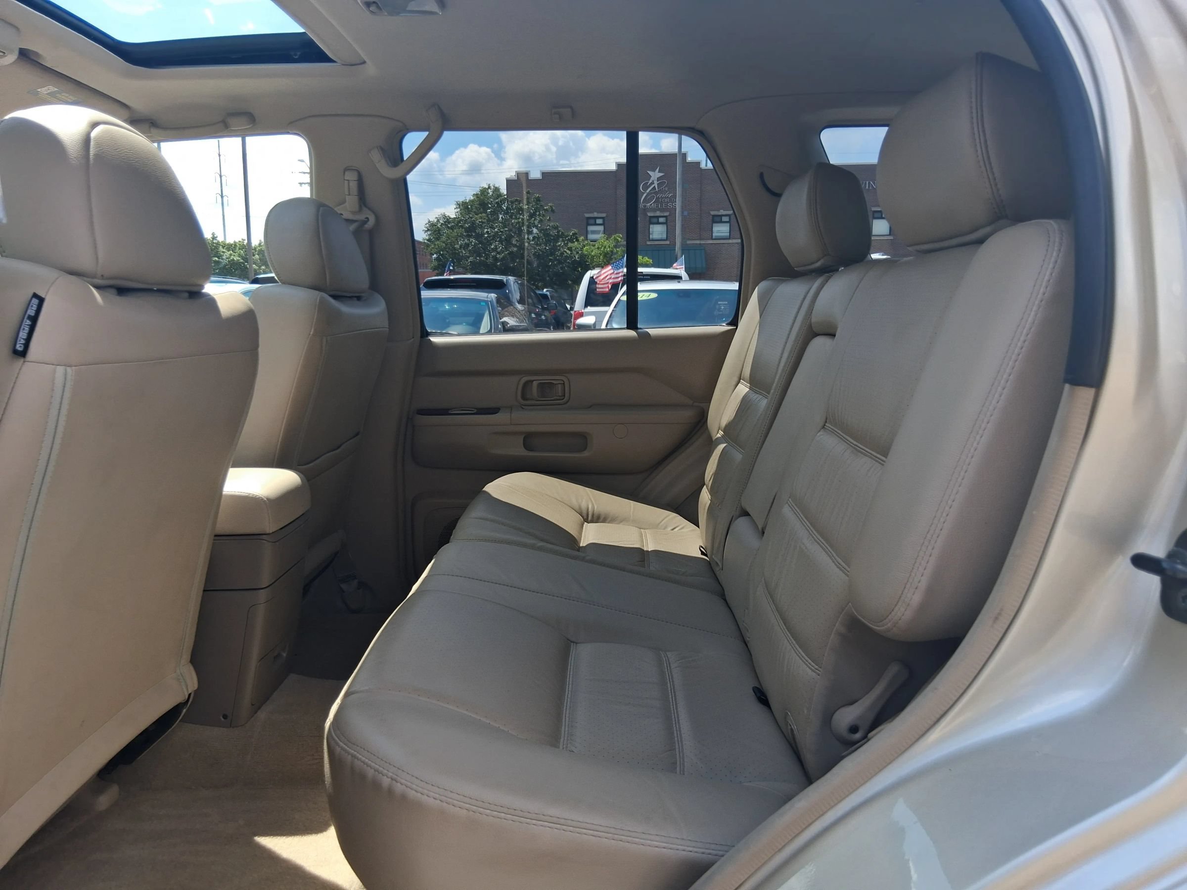 Used 2002 Nissan Pathfinder LE AWD/4WD image 13