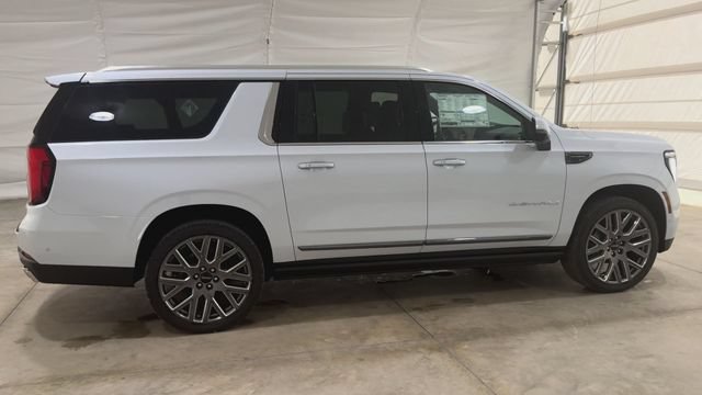 New 2026 GMC Yukon XL Denali Ultimate AWD/4WD image 9