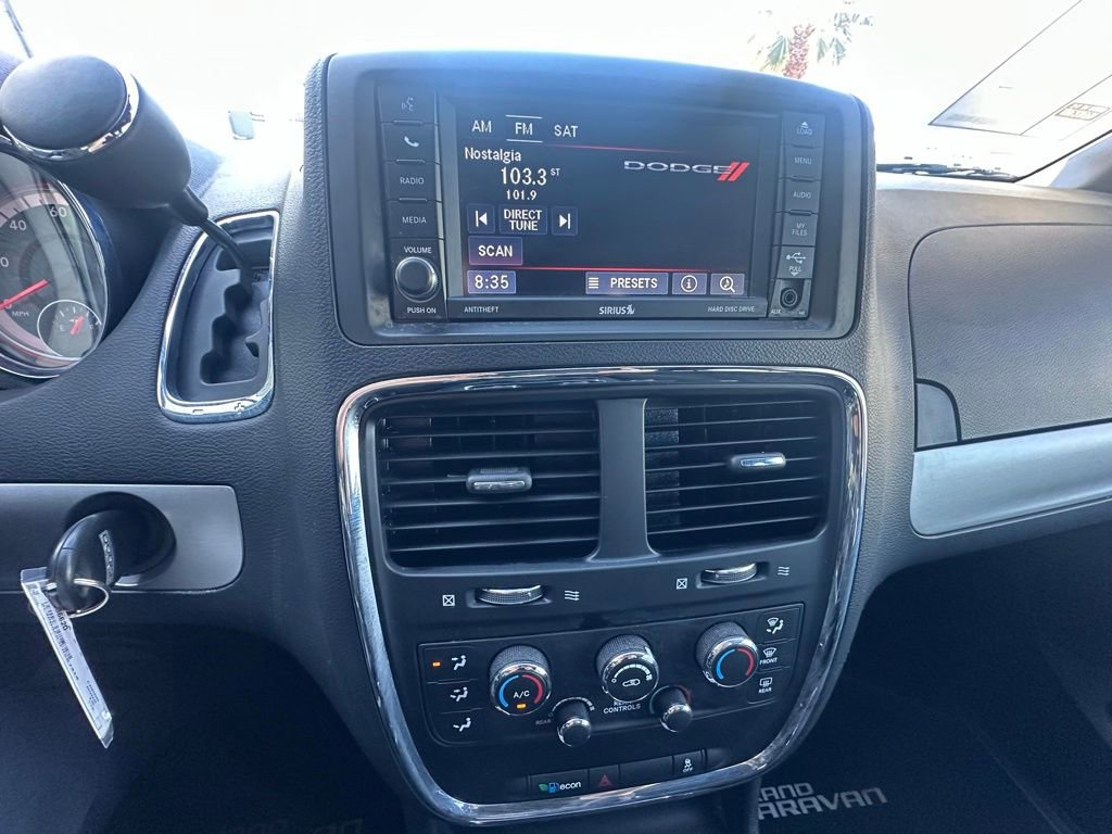 Used 2015 Dodge Grand Caravan SXT w/ Blacktop Package FWD image 26