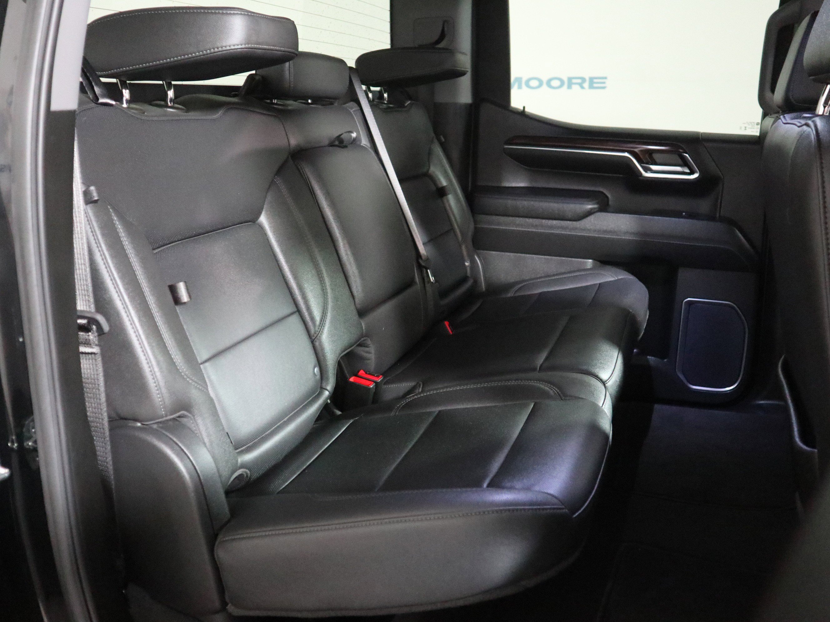 Used 2024 GMC Sierra 1500 SLT w/ SLT Premium Package image 19